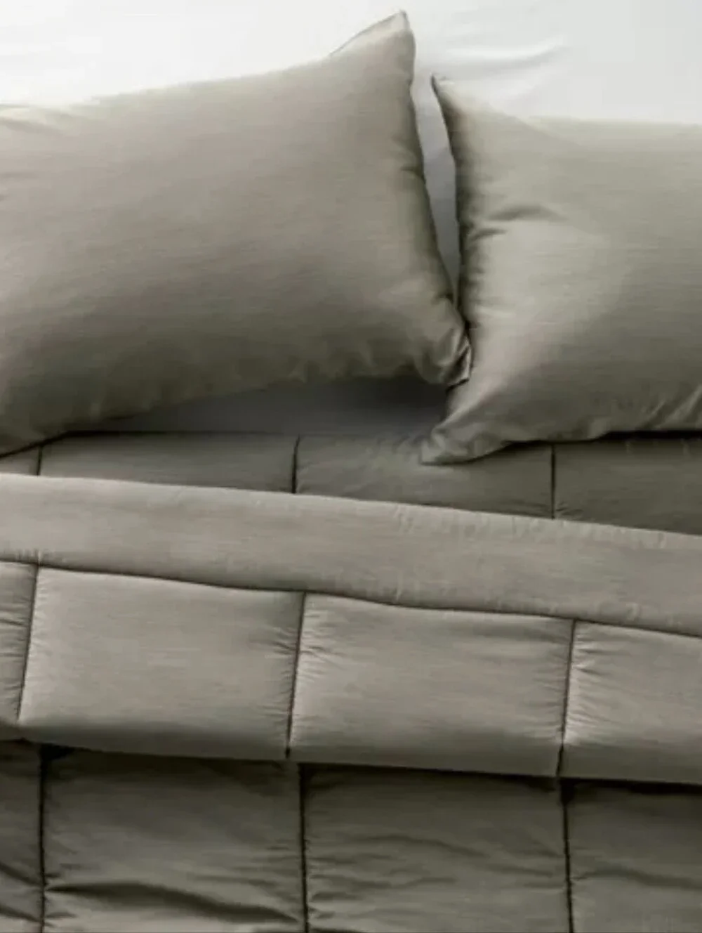Casaluna NWT Full/Queen Rayon From Bamboo Comforter Set Olive Green